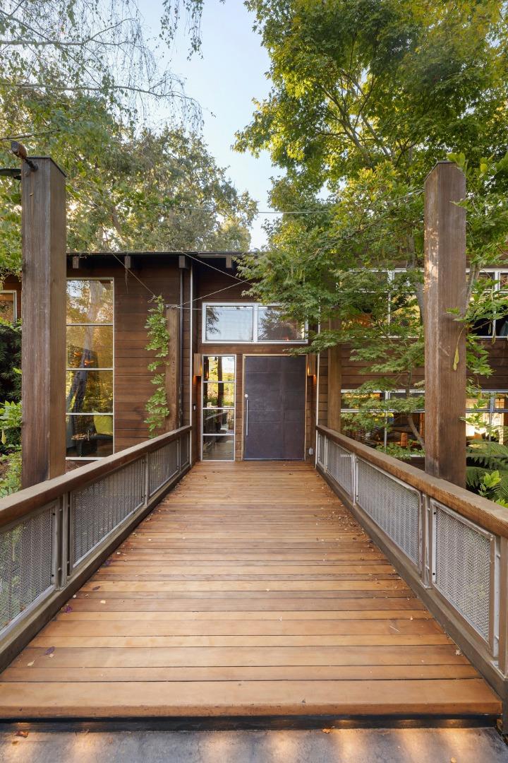 14123 Tracy Court Property Photo 3