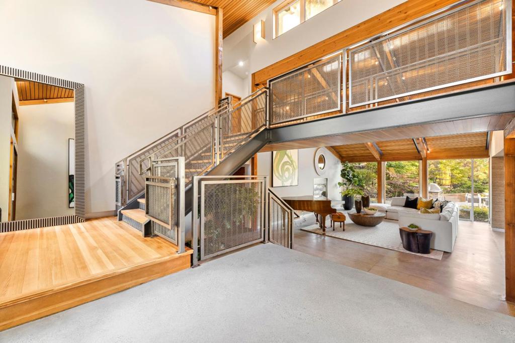 14123 Tracy Court Property Photo 4