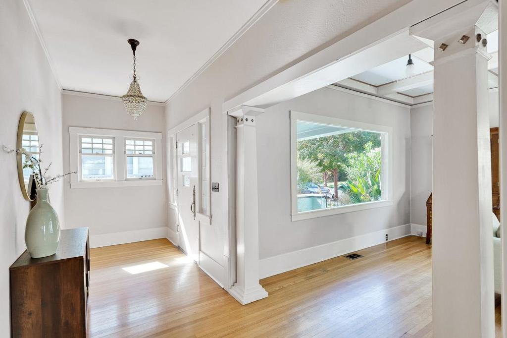 130 S 14th Street Property Photo 3
