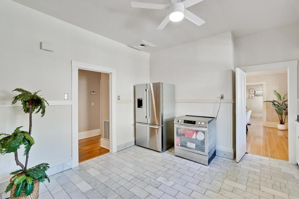 130 S 14th Street Property Photo 21