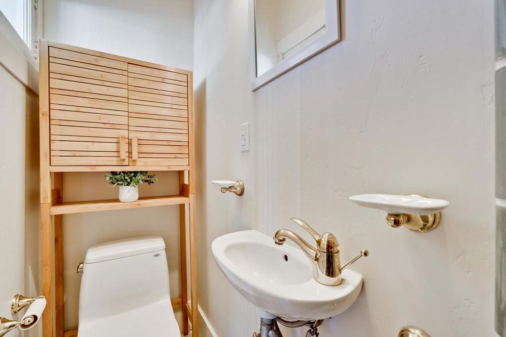130 S 14th Street Property Photo 24