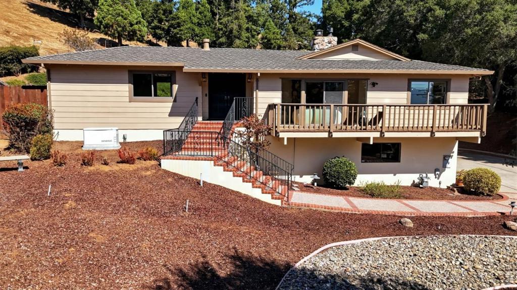 775 W California Way Property Photo 1