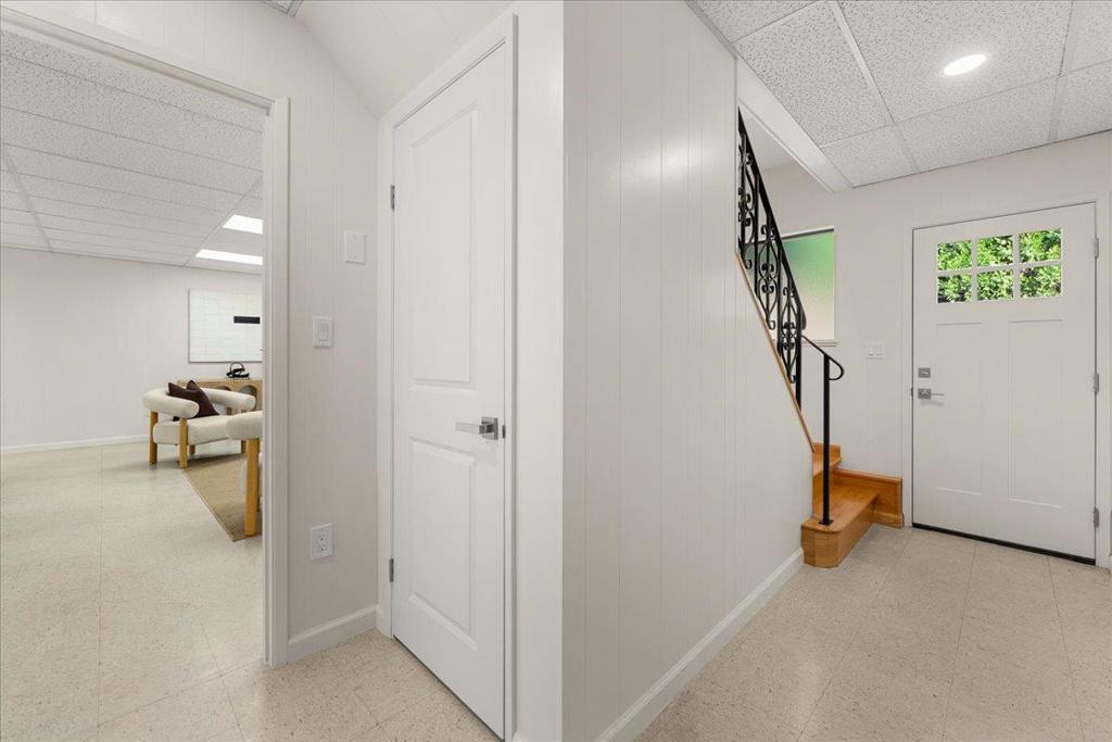 775 W California Way Property Photo 28