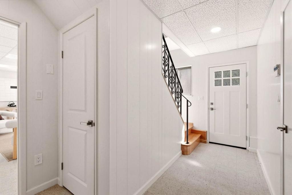 775 W California Way Property Photo 32