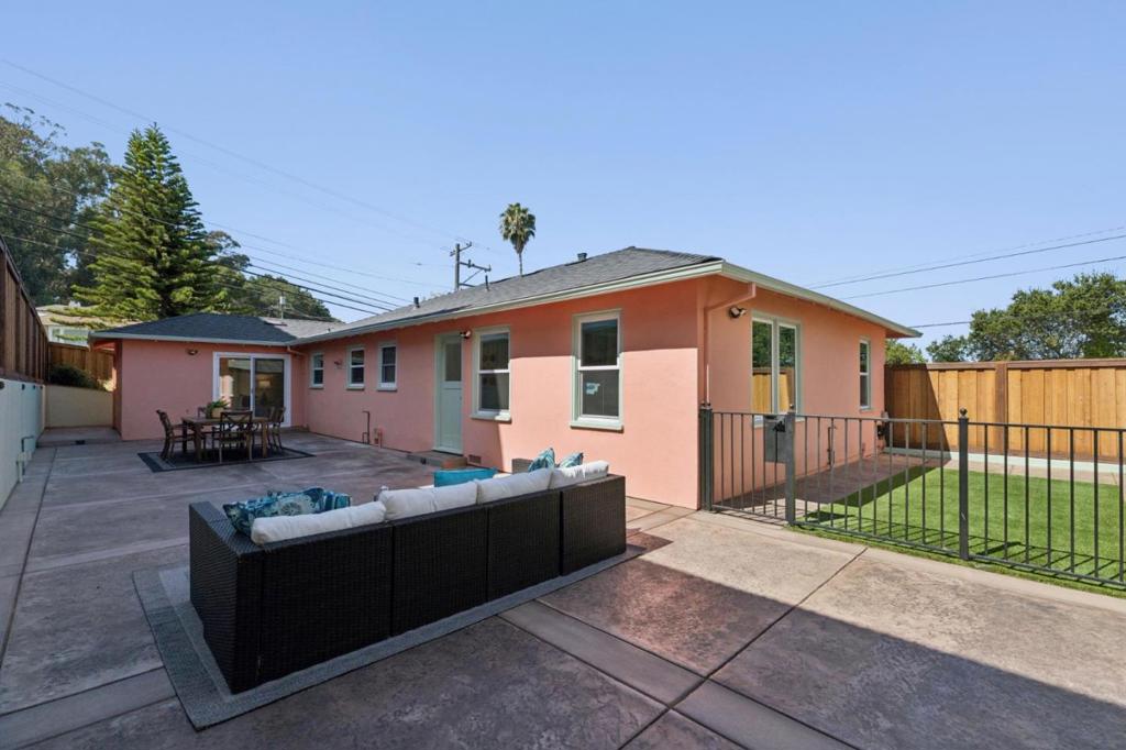 293 W 39th Avenue Property Photo 68