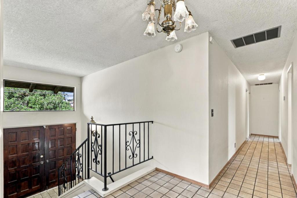17852 Andrews Street Property Photo 7