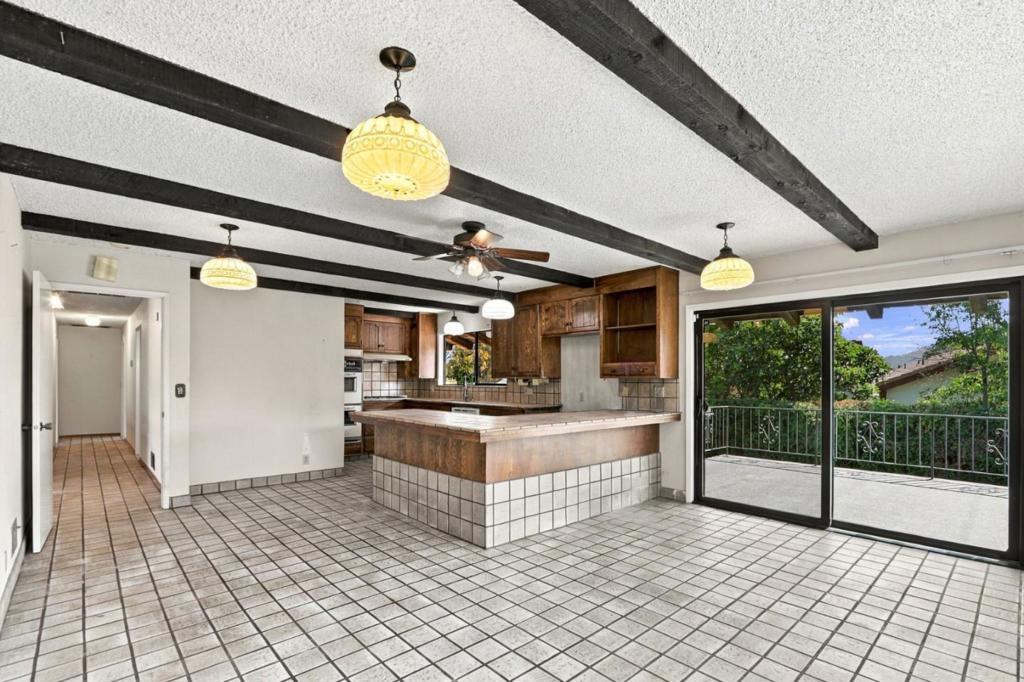 17852 Andrews Street Property Photo 19