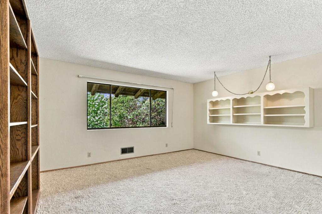 17852 Andrews Street Property Photo 22