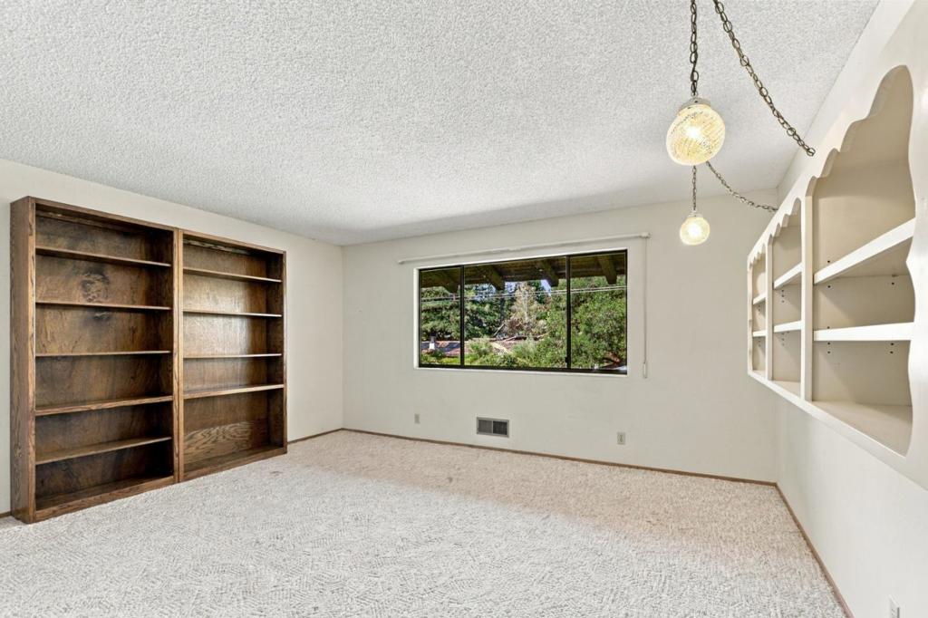 17852 Andrews Street Property Photo 23