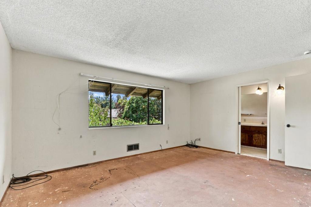 17852 Andrews Street Property Photo 26
