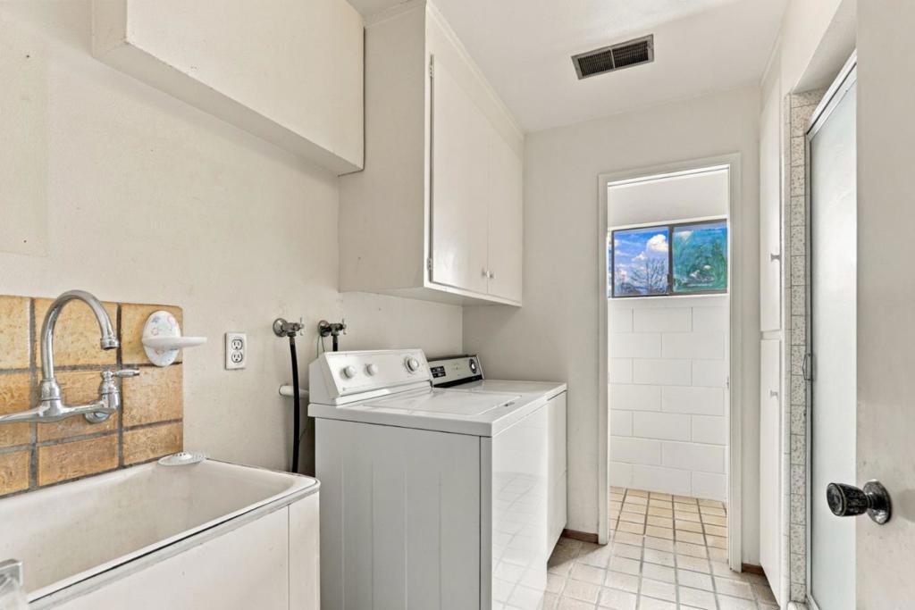 17852 Andrews Street Property Photo 39