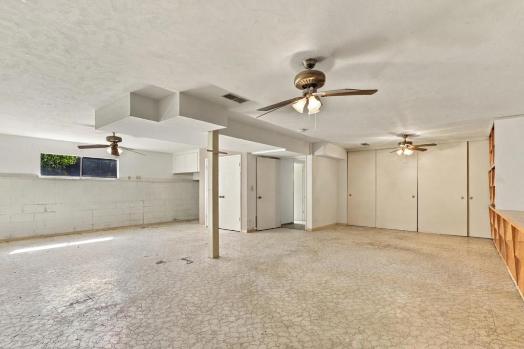 17852 Andrews Street Property Photo 41