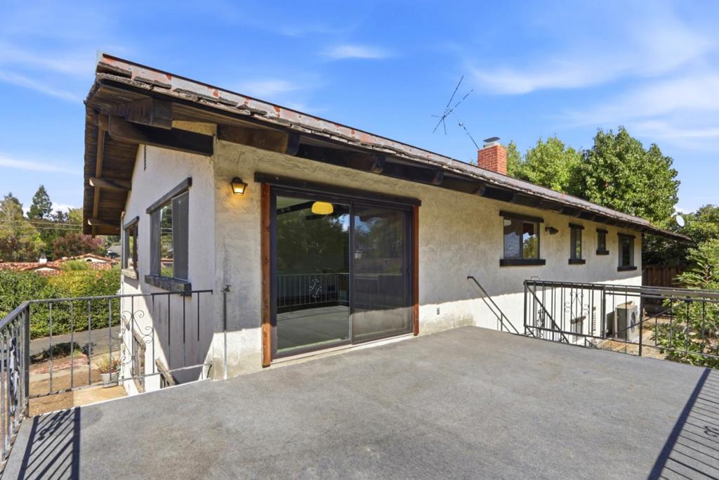 17852 Andrews Street Property Photo 48