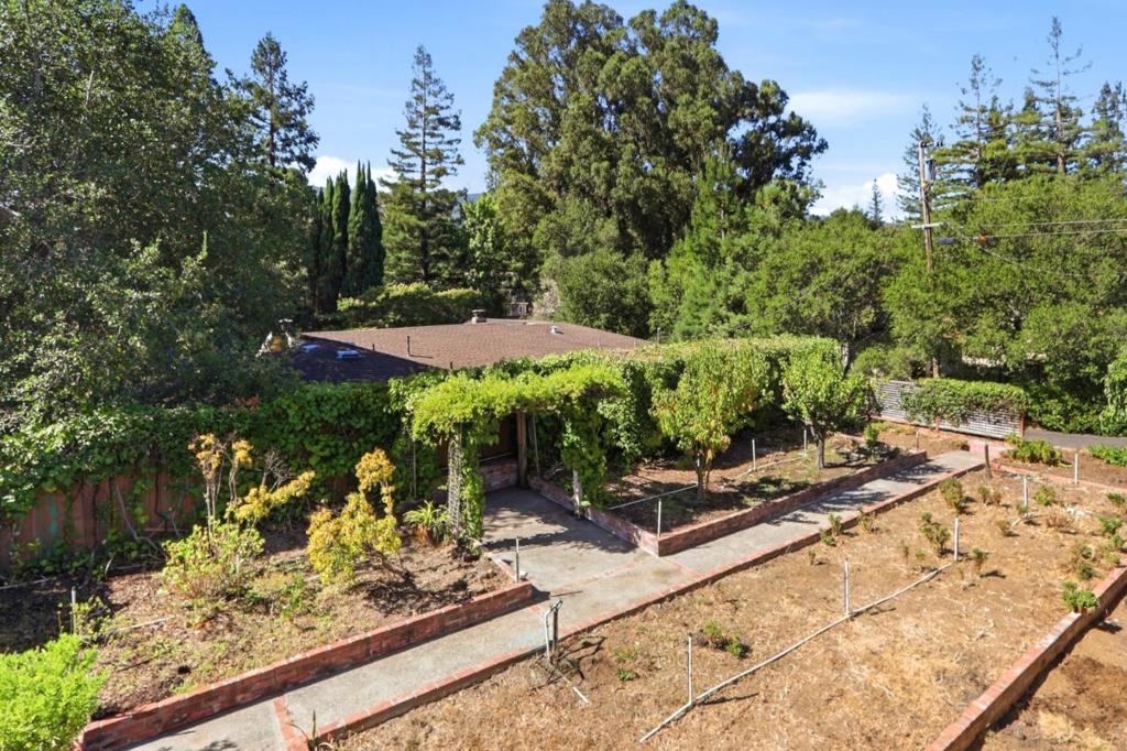 17852 Andrews Street Property Photo 53