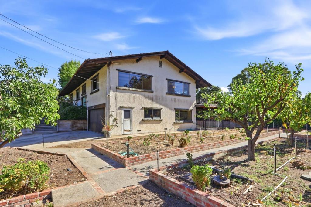 17852 Andrews Street Property Photo 68