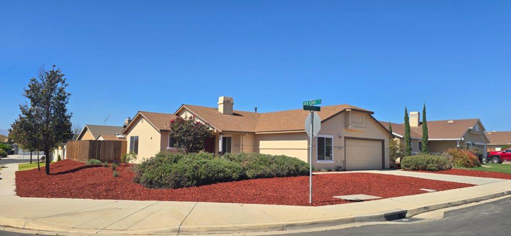 1013 Crestfield Street Property Photo 1