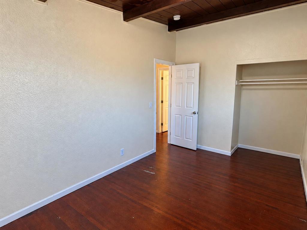 624 John Street Property Photo 12