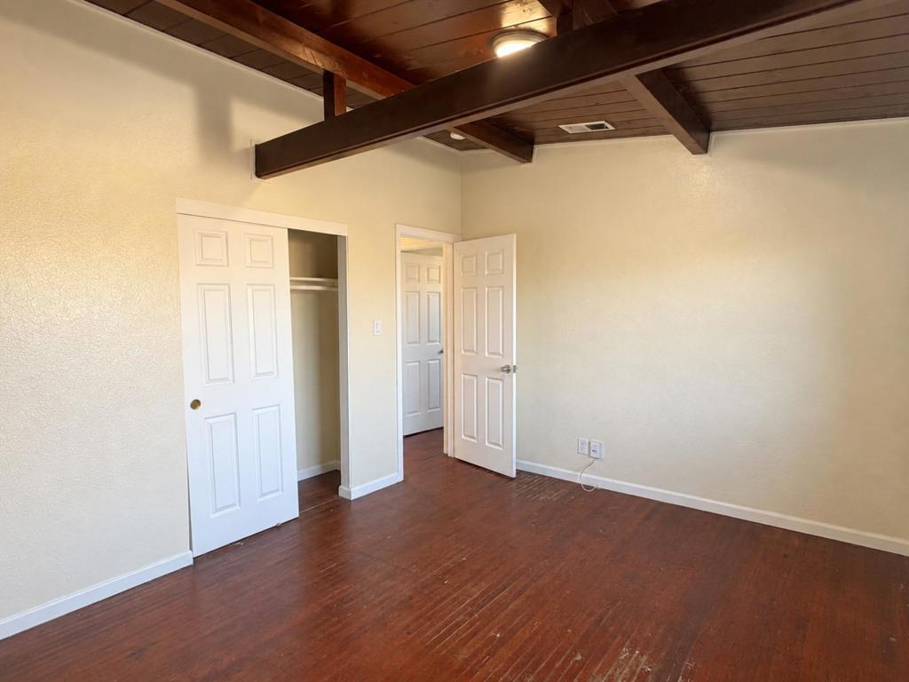 624 John Street Property Photo 19
