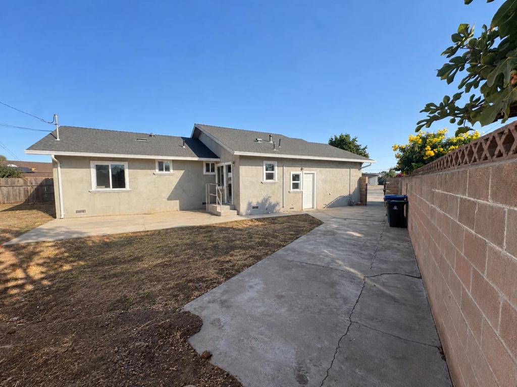 624 John Street Property Photo 23