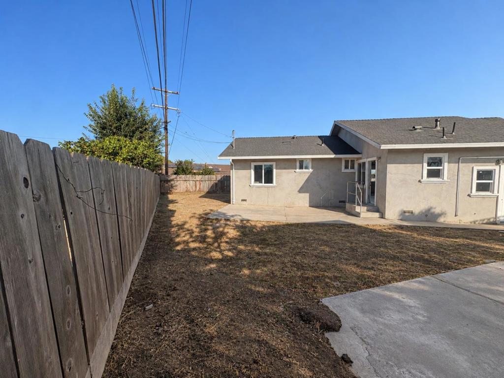 624 John Street Property Photo 26