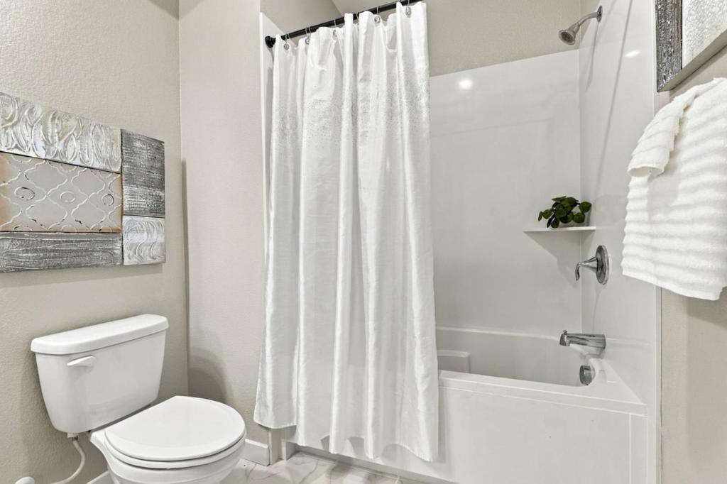 5731 Synergy Court Property Photo 24