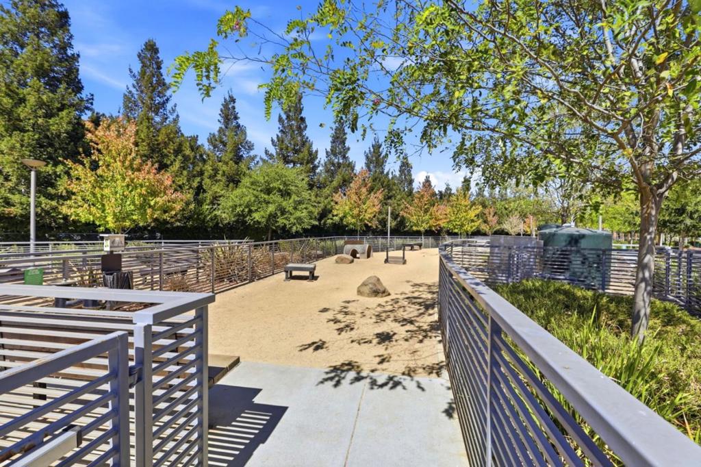 5731 Synergy Court Property Photo 32