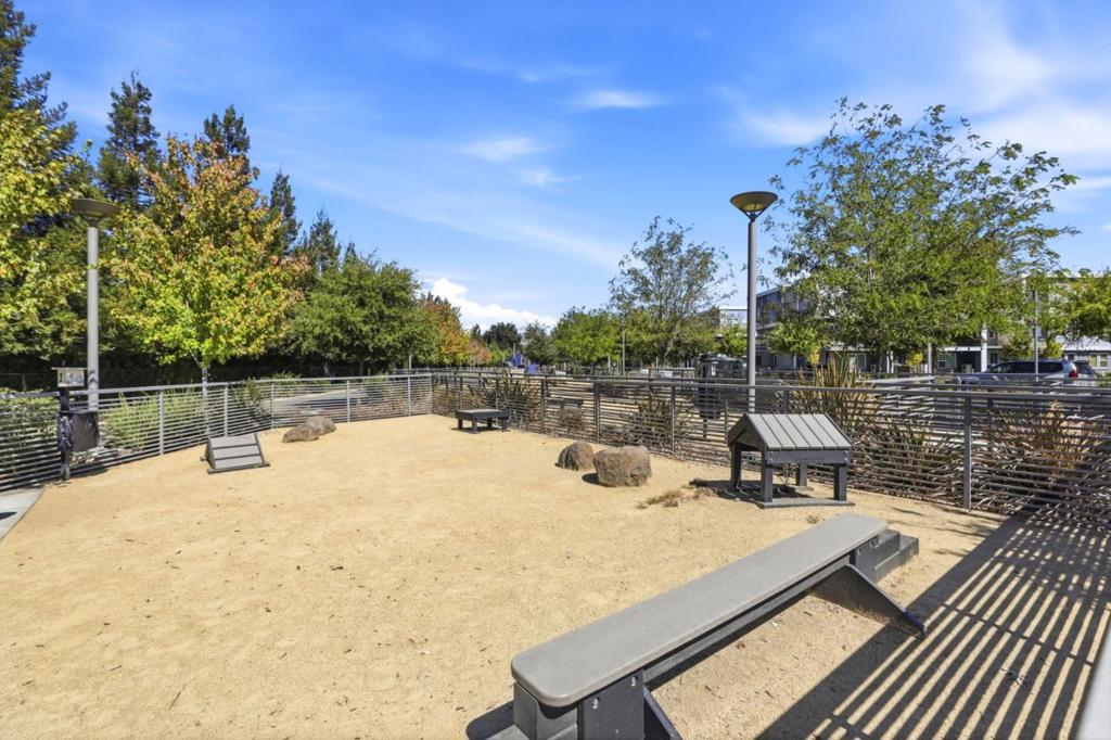 5731 Synergy Court Property Photo 33