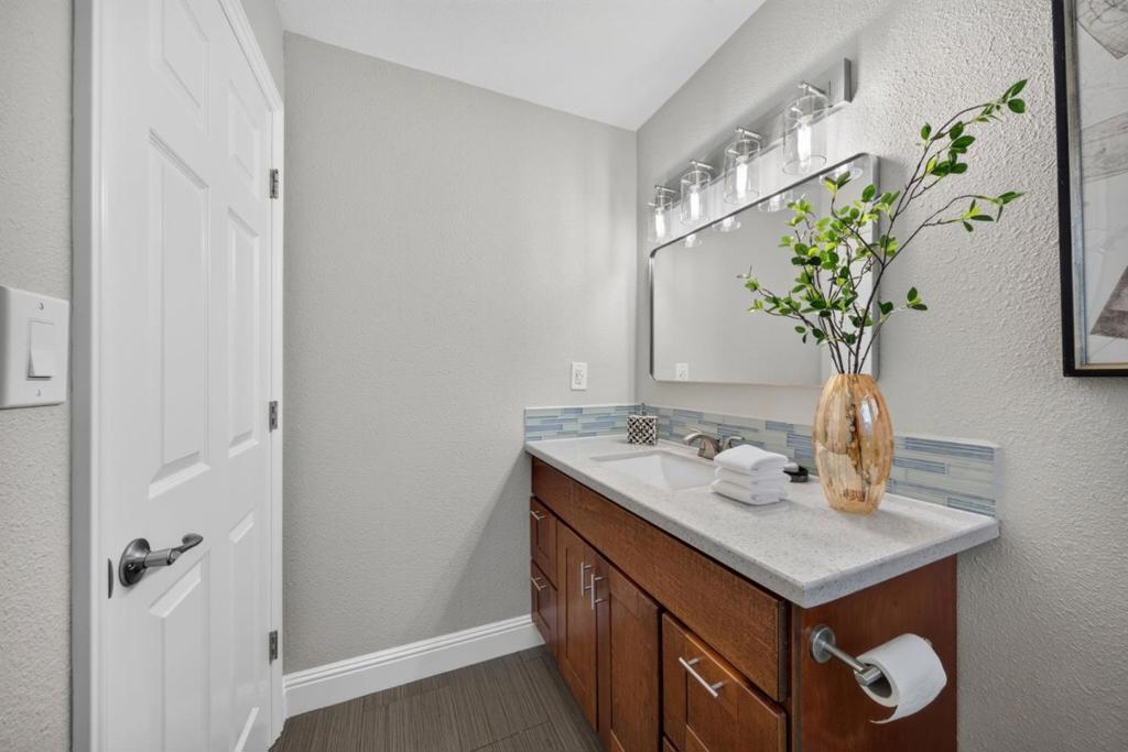 672 Cree Drive Property Photo 22