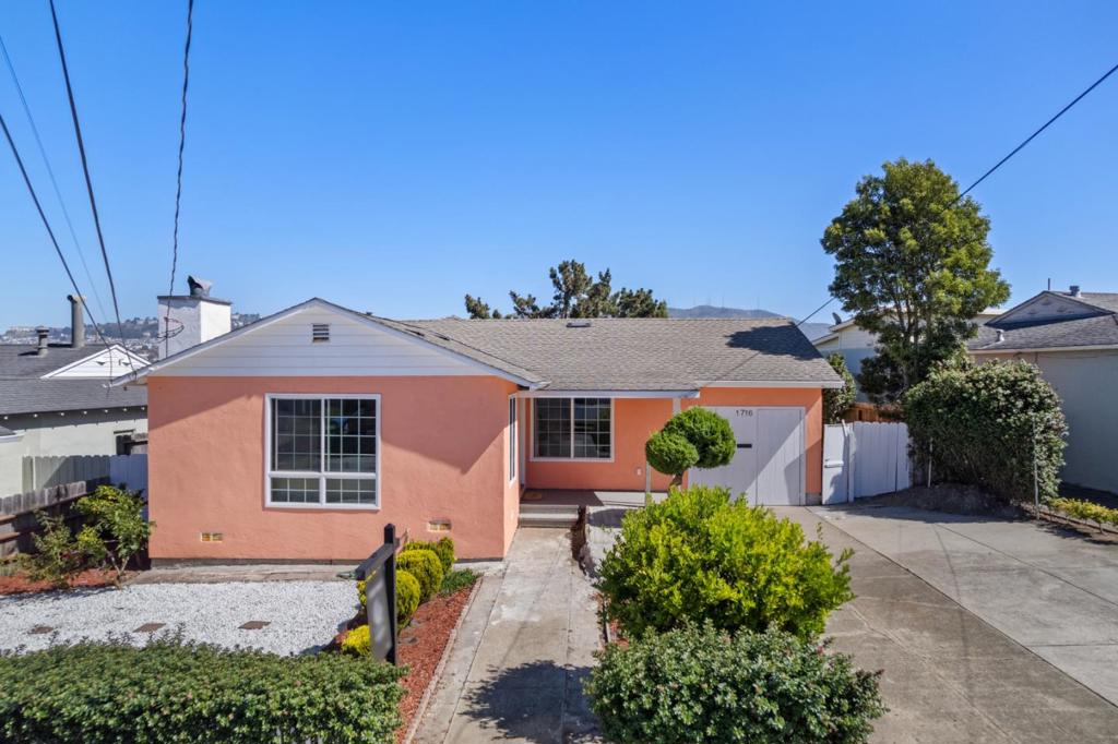 1716 Louvaine Drive Property Photo 1