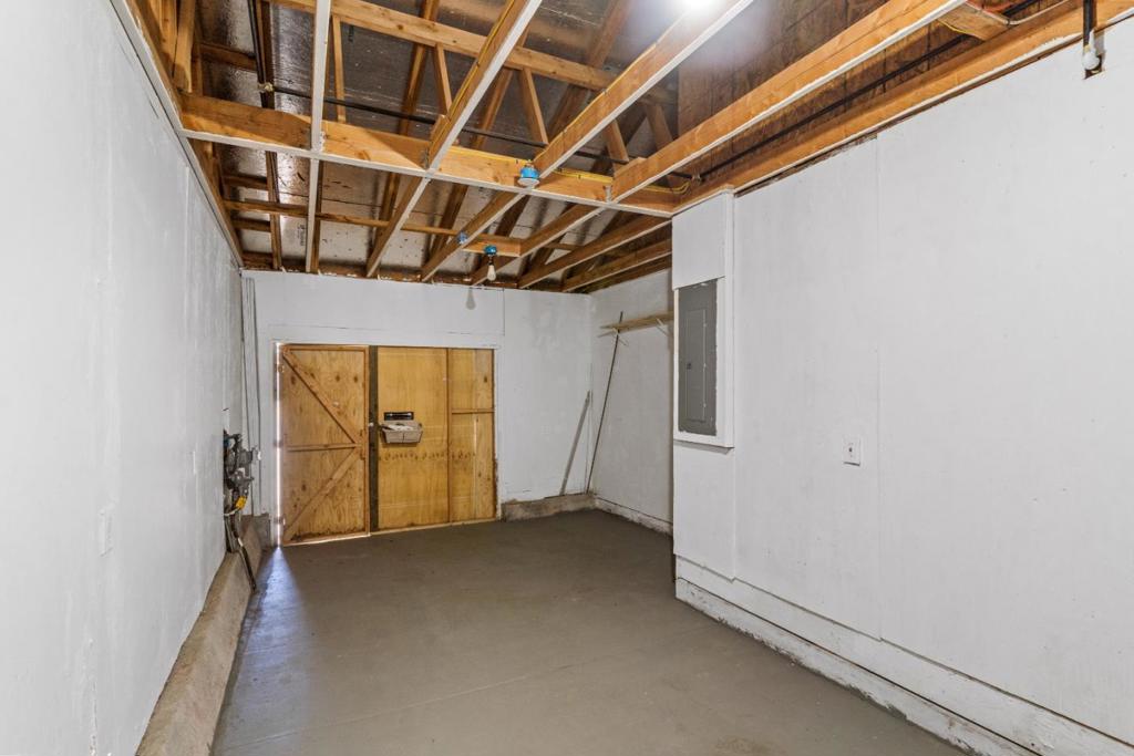 1716 Louvaine Drive Property Photo 36