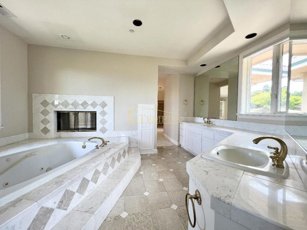 ML82063132 Property Photo 25