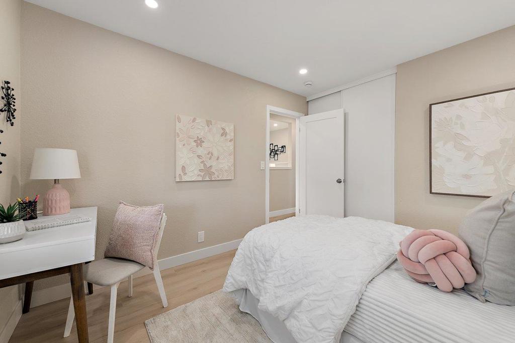 200 Carlester Drive Property Photo 11