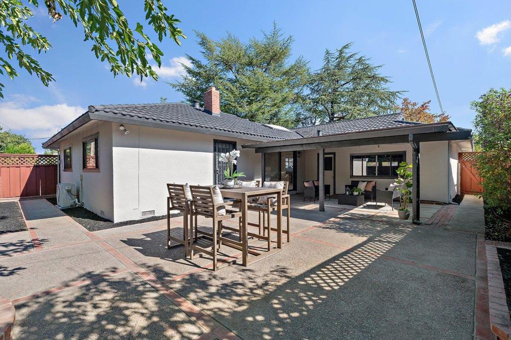 200 Carlester Drive Property Photo 20
