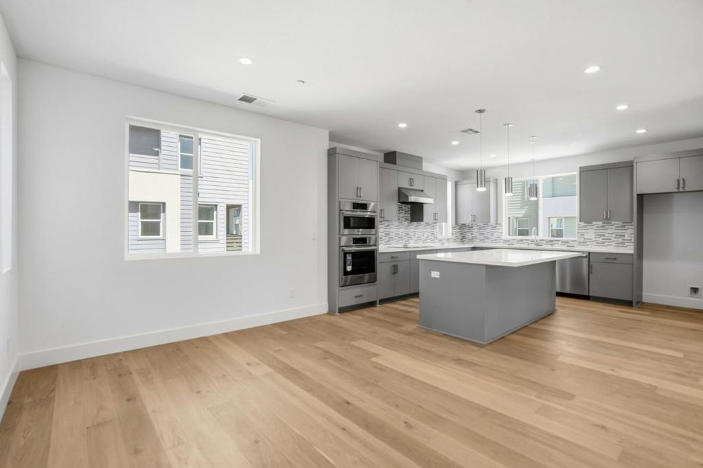6002 Sunglow Terrace Property Photo 5