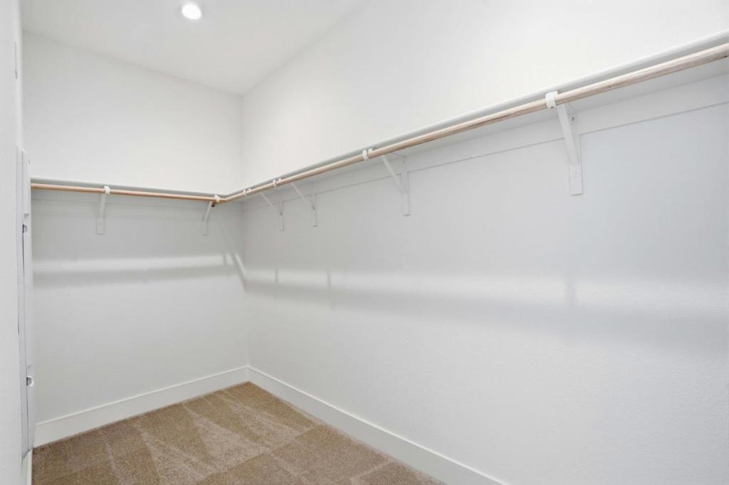 6002 Sunglow Terrace Property Photo 18