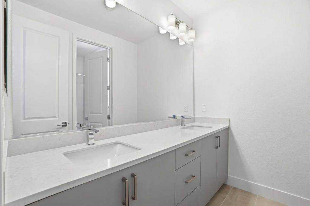 6002 Sunglow Terrace Property Photo 20