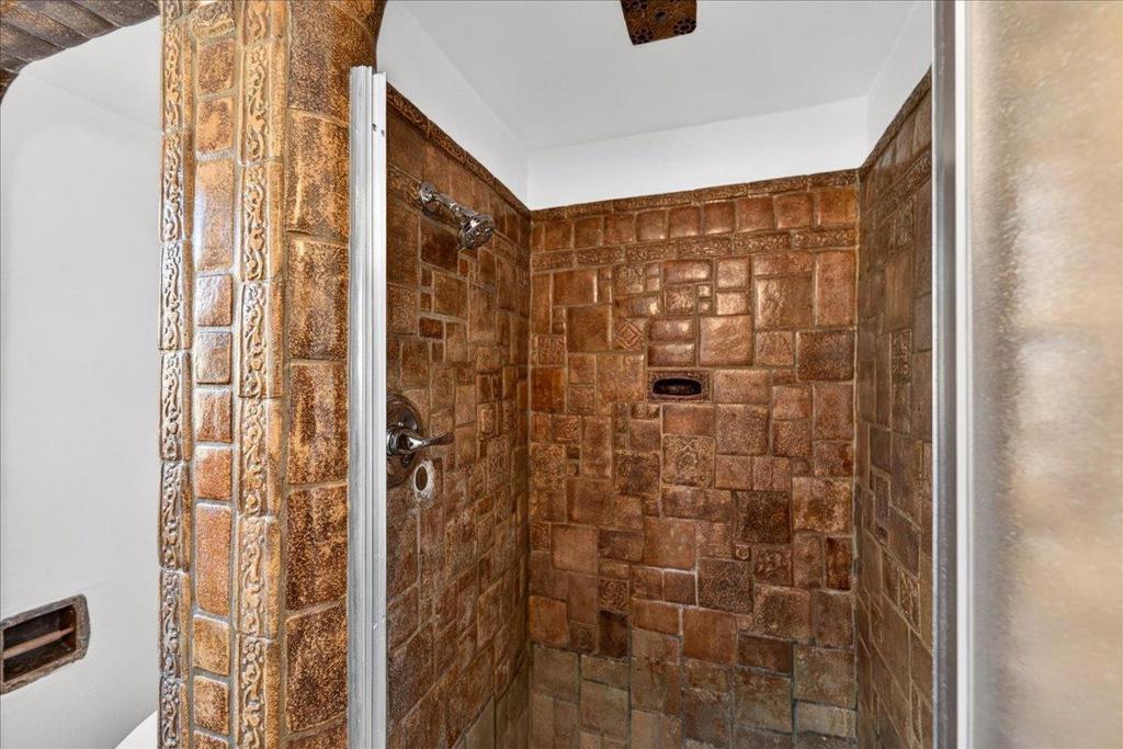 398 Crest Drive Property Photo 90