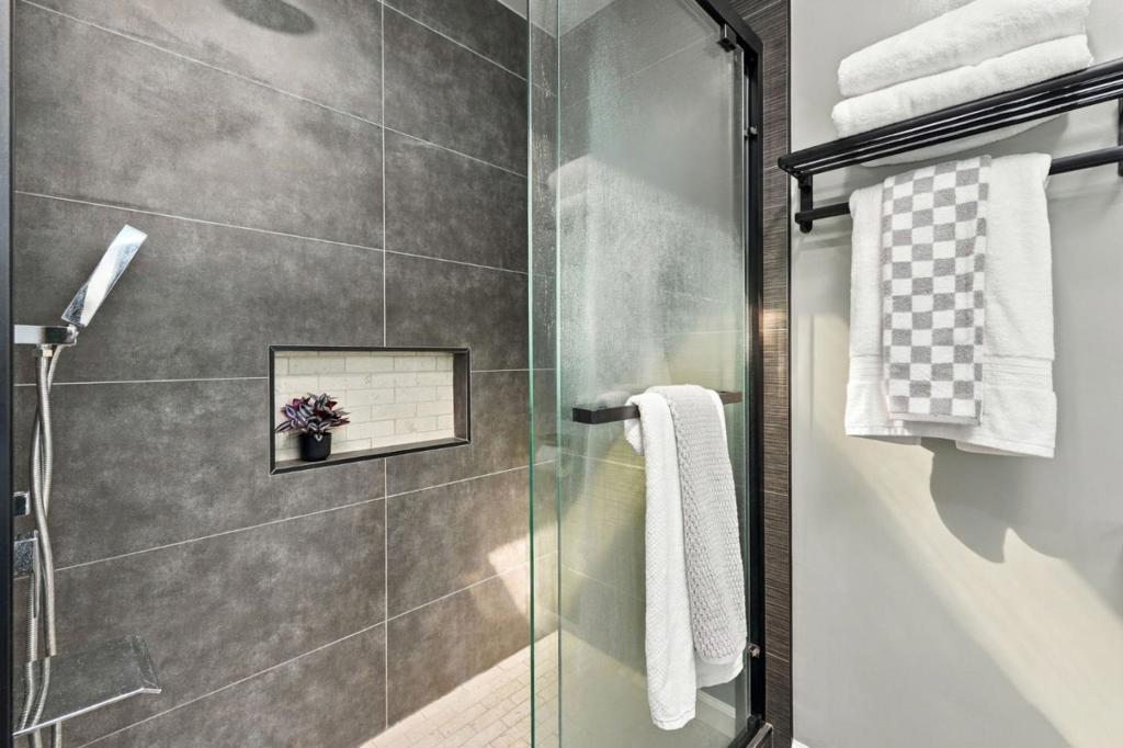 1459 Tyler Park Way Property Photo 37