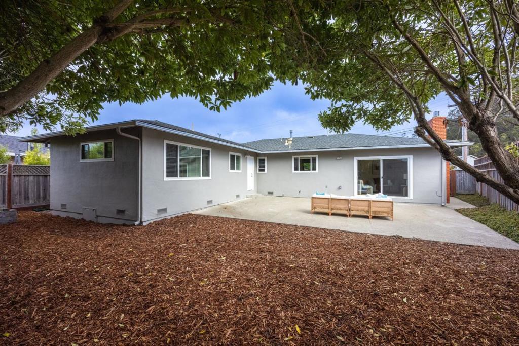 708 Arroyo Leon Drive Property Photo 26