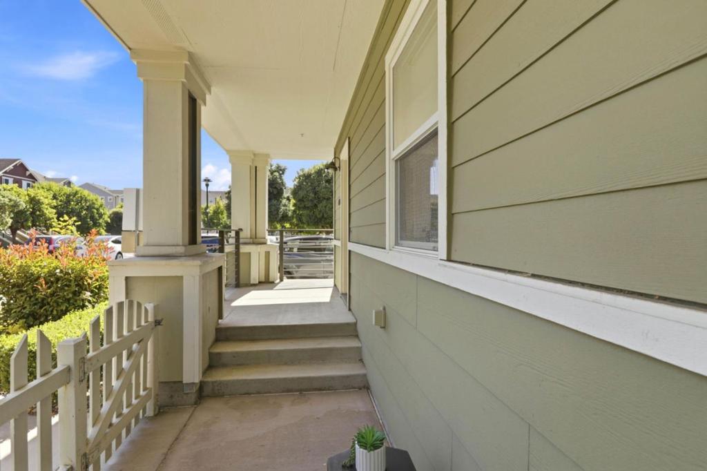 40750 Greystone Terrace Property Photo 7