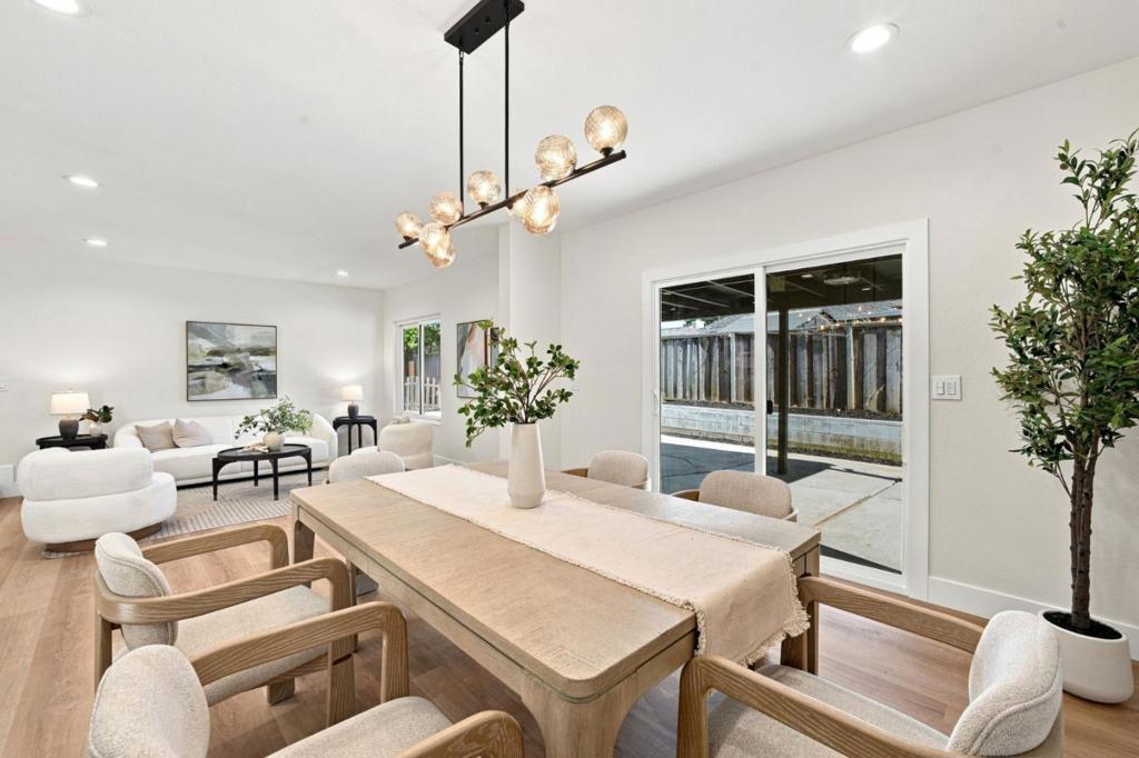 3226 Pentland Court Property Photo 13