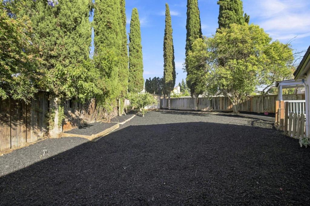 3226 Pentland Court Property Photo 32