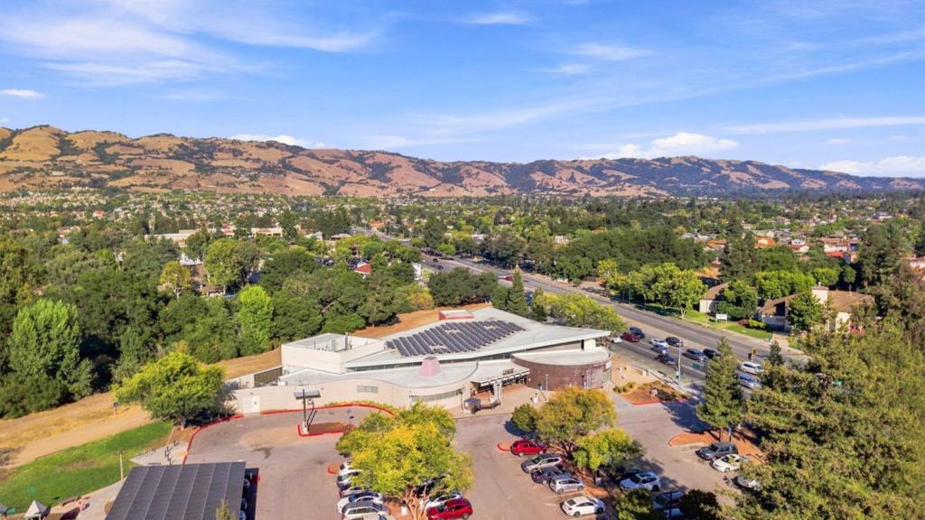 3226 Pentland Court Property Photo 40