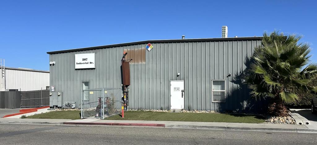 807 Industrial Drive Property Photo 1