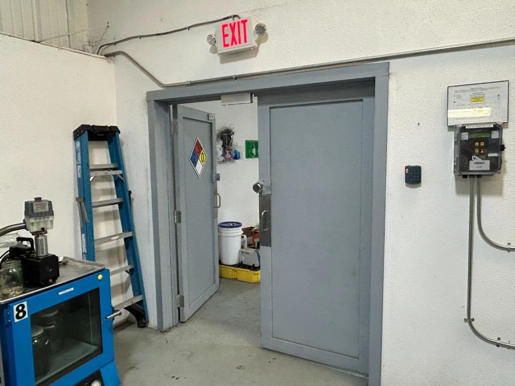 807 Industrial Drive Property Photo 11