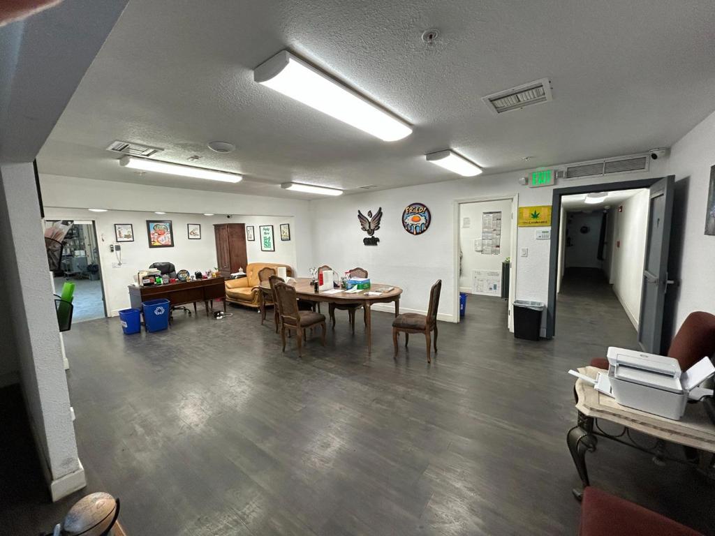 807 Industrial Drive Property Photo 16