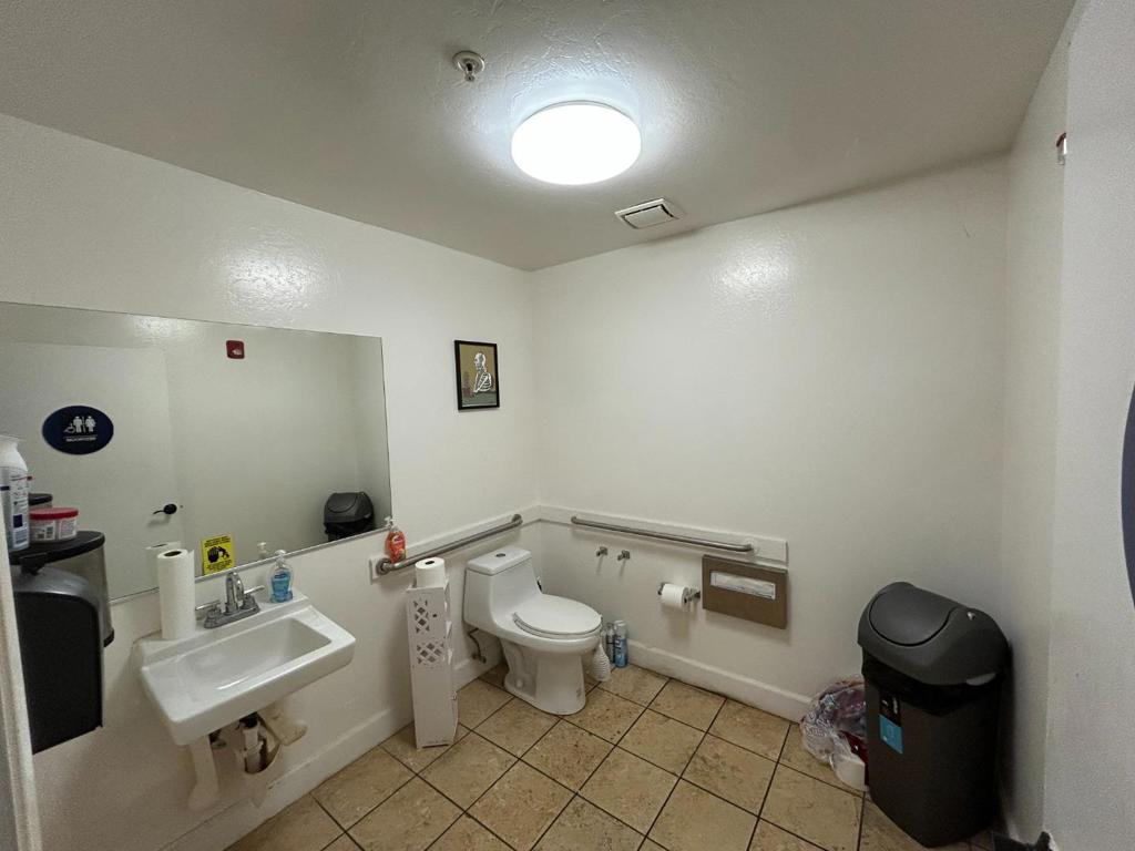 807 Industrial Drive Property Photo 23