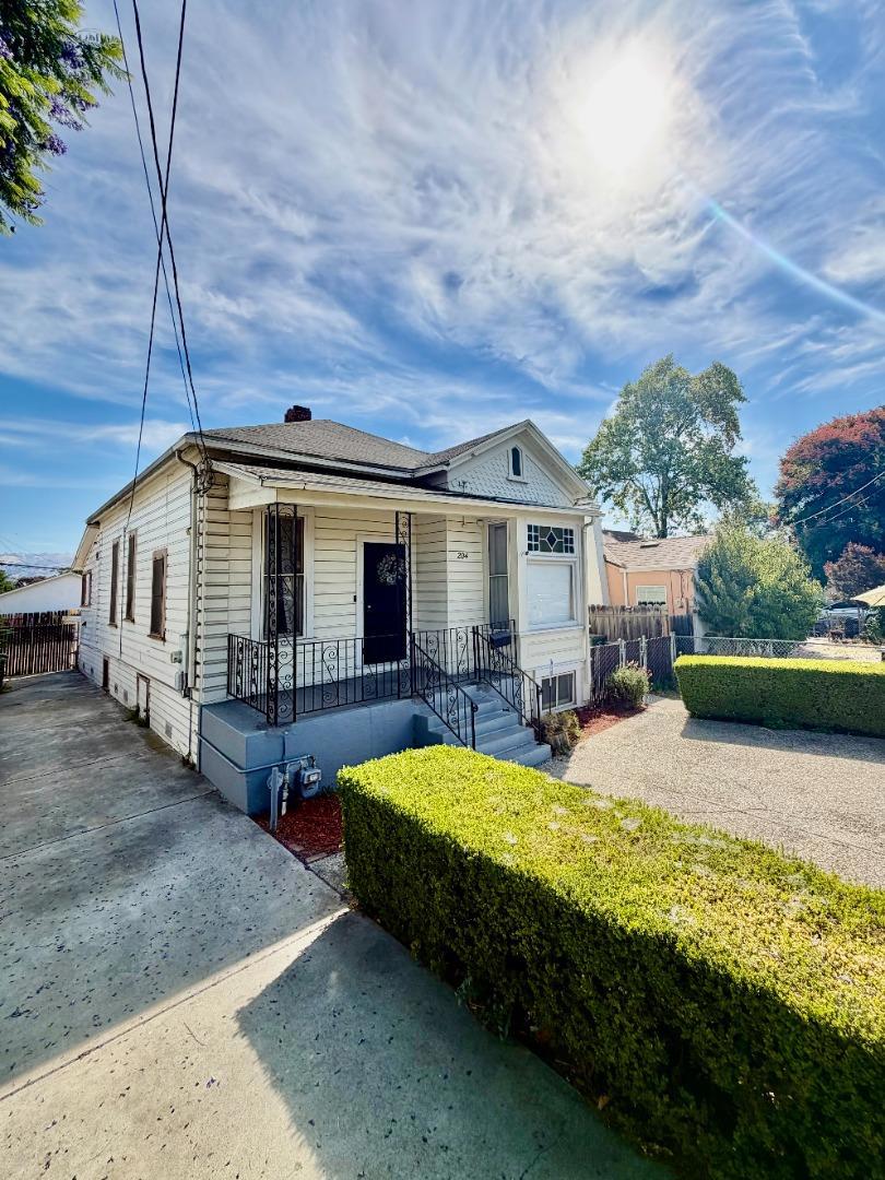 204 N 24th Street Property Photo 2