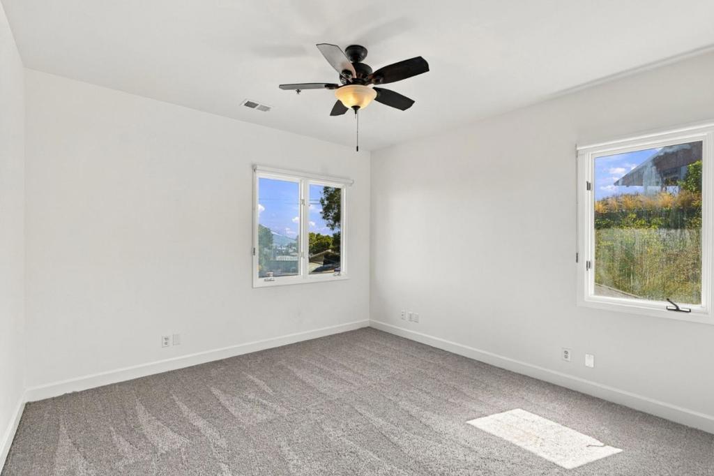 102 Inez Place Property Photo 25