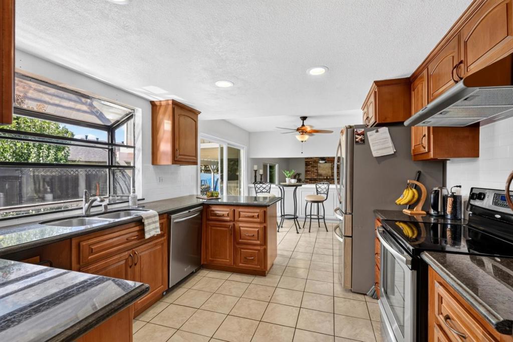 6635 Angela Court Property Photo 12